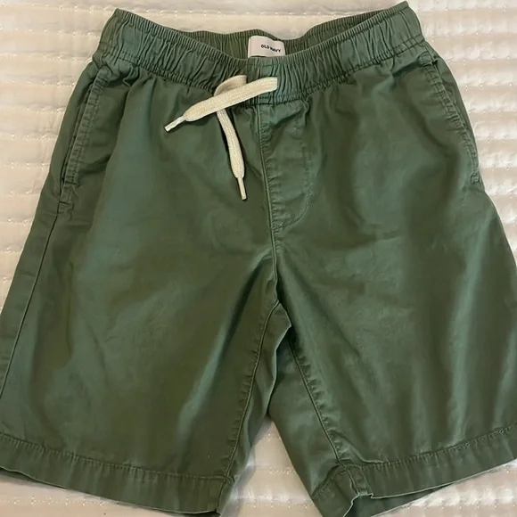 4 Pair of Boys Shorts - Picture 5 of 15